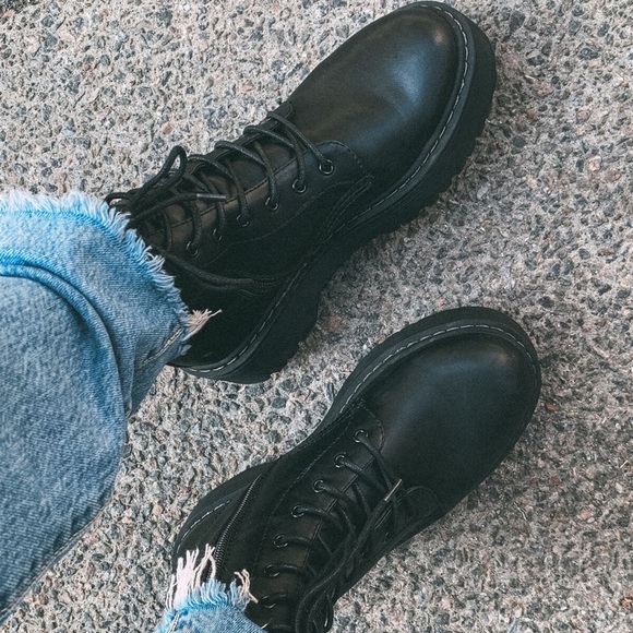 Steve Madden Shoes - NIB Steve Madden Black Bettyy Combat Boots - 8